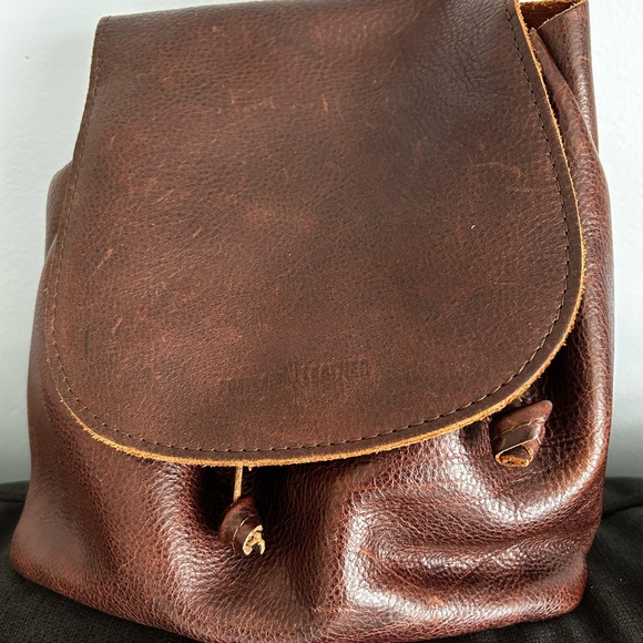 Portland Leather bucket backpack - Picture 1 of 3